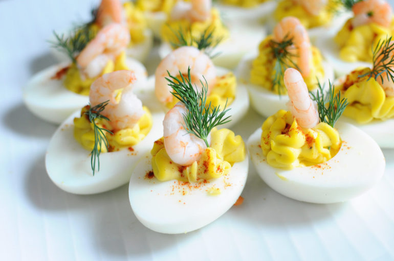 Фаршированные яйца: 10 самых вкусных вариантов блюда