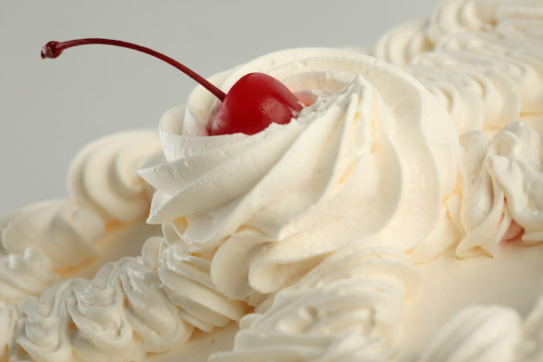 Крем для торта: 10 самых вкусных и популярных начинок