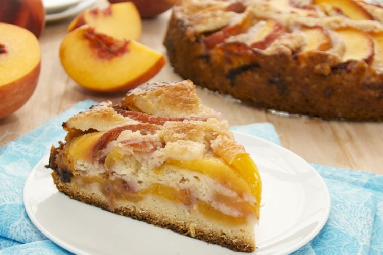 20 бесподобных рецептов пирога с персиками