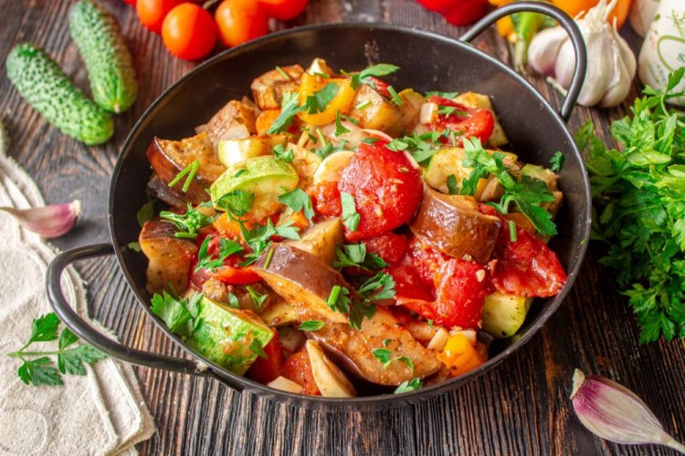15 скорых рецептов овощного тушеного без картофеля