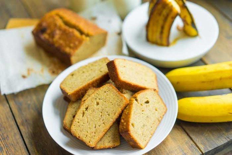 15 простых рецептов бананового хлеба