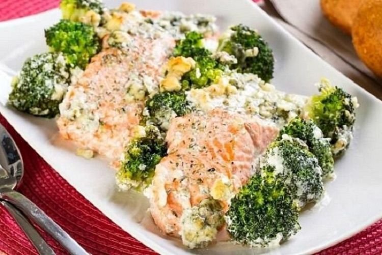 20 простых рецептов лосося в духовке