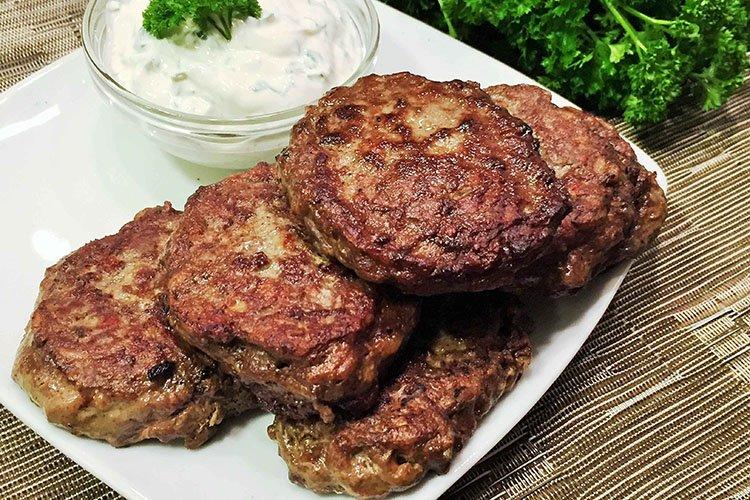 15 элементарных рецептов бифштексов из говяжьей печени