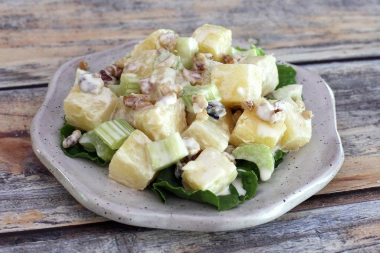 20 очень вкусных салатов с жареной курочкой и ананасом