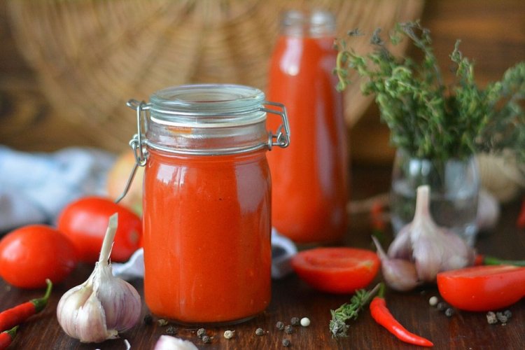 20 прекрасных рецептов помидорного сока на зиму