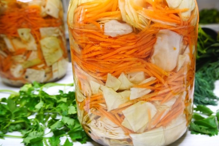 12 бесподобных рецептов маринованной капусты на зиму