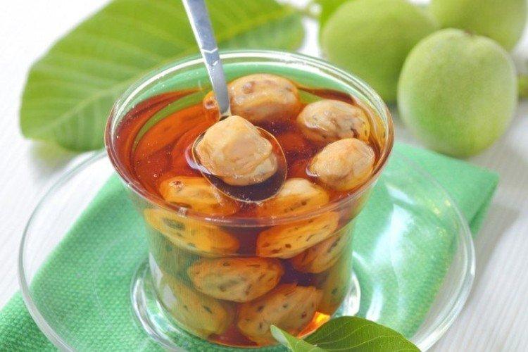 10 легких рецептов варенья из неспелых грецких орехов