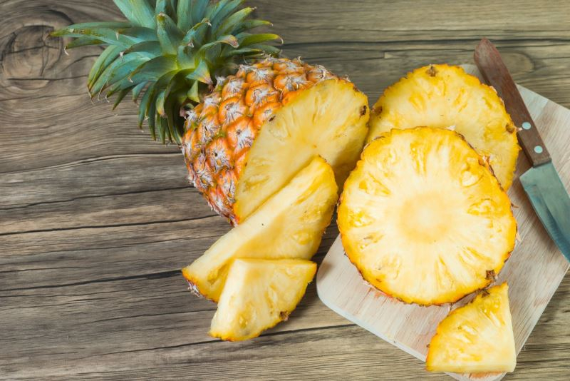 9 уловок при подборе самого спелого и вкусного ананаса в магазине