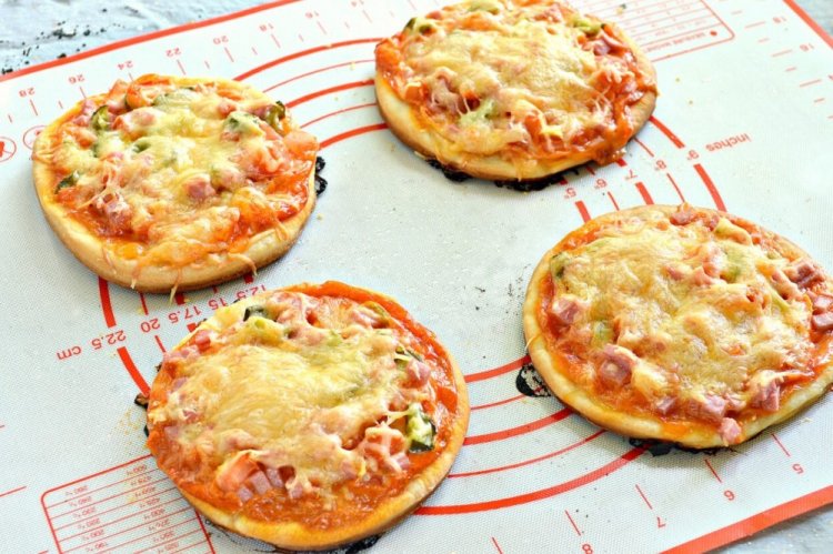 15 рецептов уменьшенной пиццы, которую сможет приготовить каждый