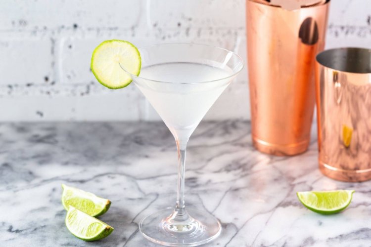 20 простых рецептов алкогольных напитков с ромом