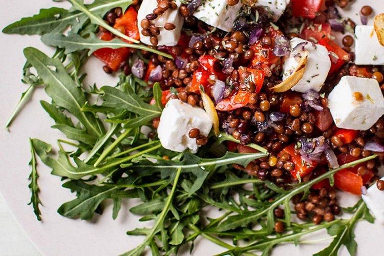20 нежных и очень вкусных салатов с рукколой