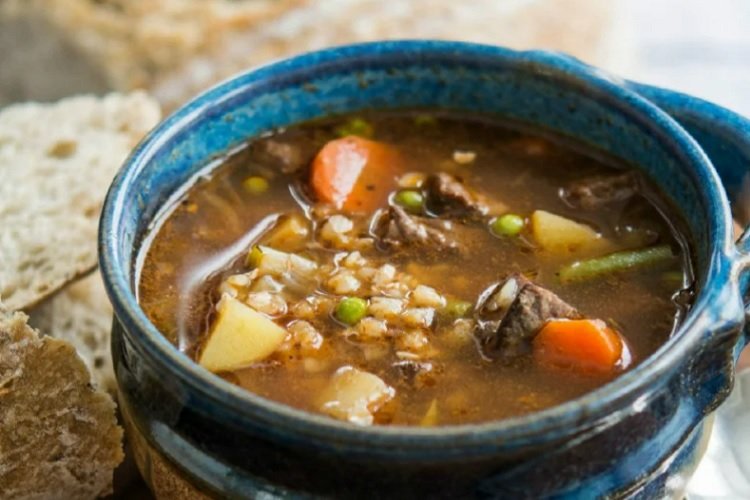 20 гречневых супов, которые сделают обед незабываемым