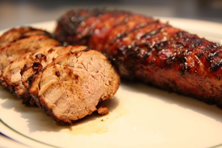 15 восхитительных рецептов свиной вырезки в духовке