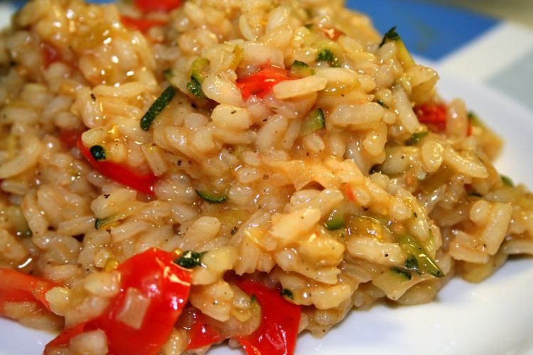 20 отличных рецептов риса с овощами на сковороде