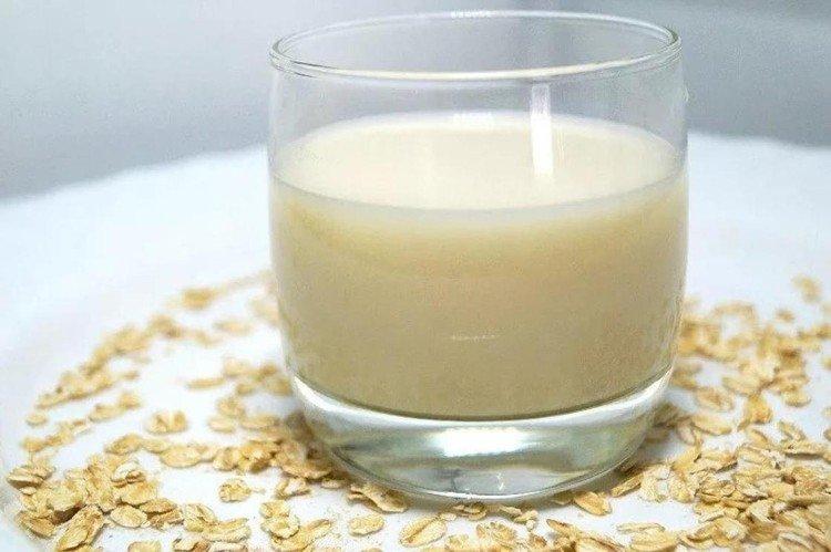 10 методов приготовления овсяного желе на воде, молоке, кефире и даже больше