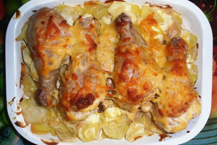 15 простых рецептов курицыной ножки с картошкой в печи