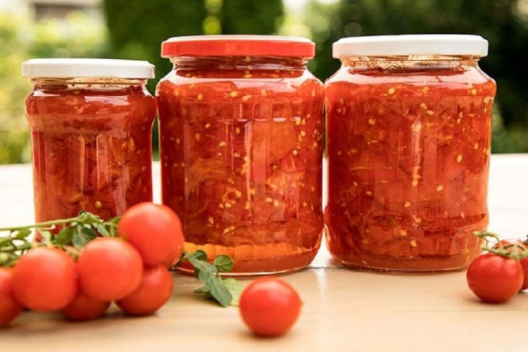 20 легких рецептов помидоров в домашнем соку на зиму
