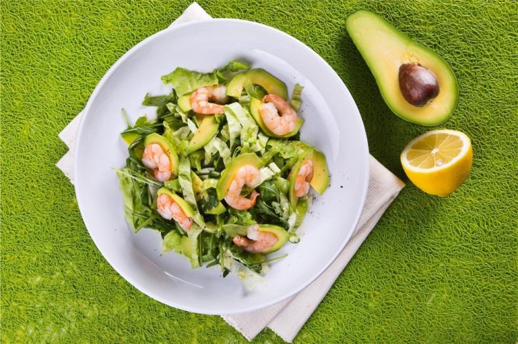 15 ЗО салатов с авокадо, перед которыми нельзя устоять