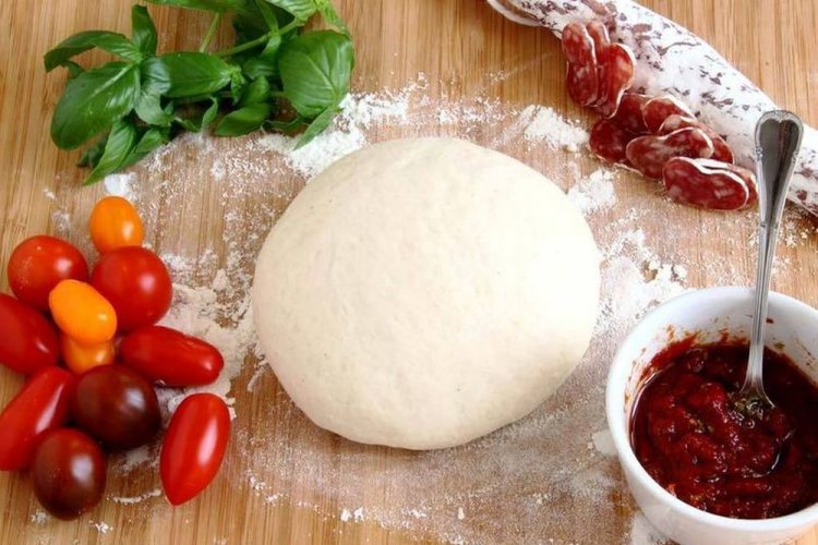 20 простых рецептов дрожжевого теста для пиццы