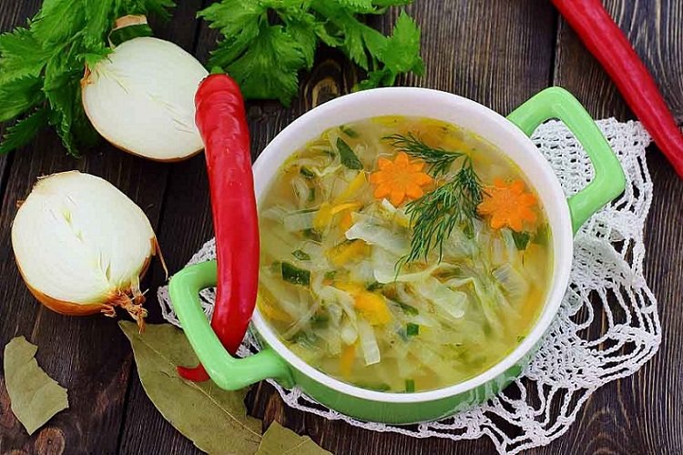 20 супов с луком, которые разнообразят ваше меню