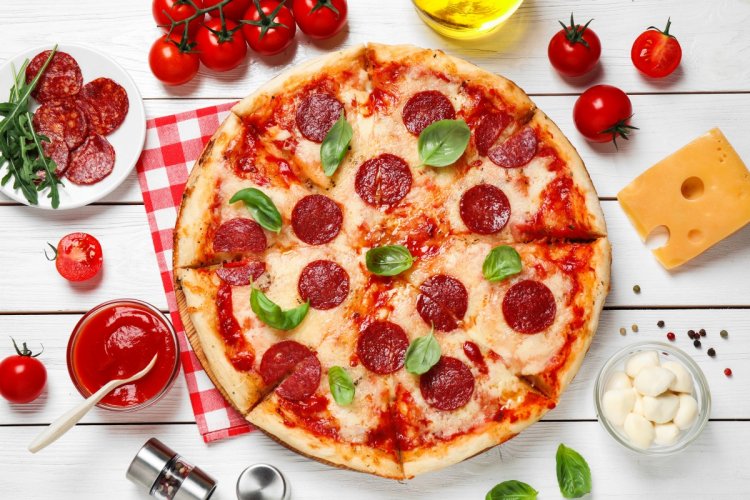 12 восхитительных рецептов пиццы Пепперони