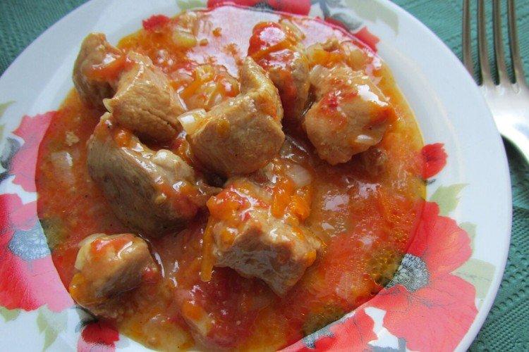 15 рецептов восхитительного тушеного мяса из свинины с соусом