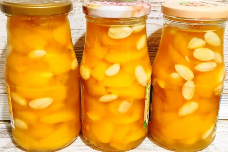 12 великолепных рецептов абрикосового варенья с миндалем