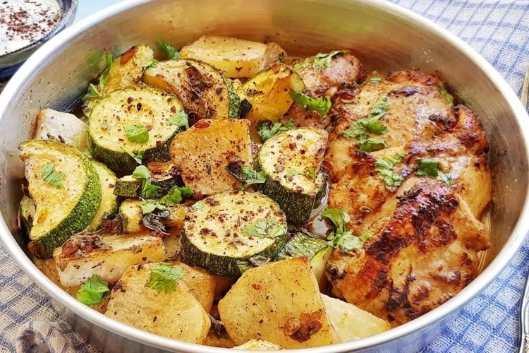 20 легких рецептов цыпленка с картошкой в духовке