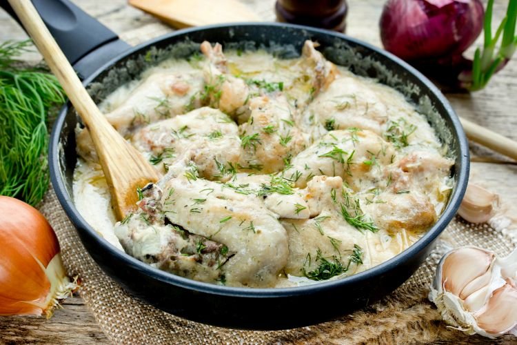 20 прекрасных рецептов курицы в масляном соусе