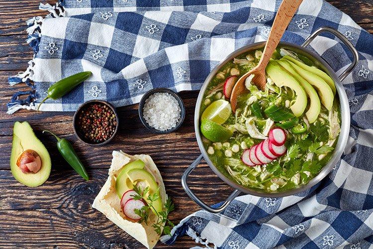 20 удивительных холодных супов, которые стоит попробовать летом