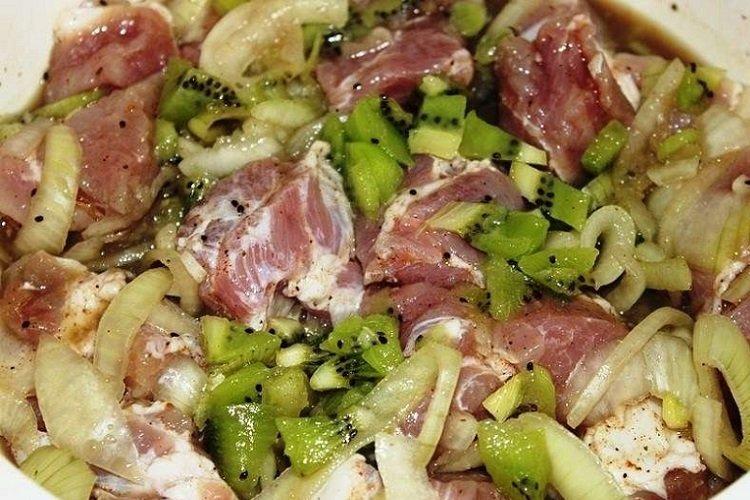 20 отличных маринадов для шашлыка из свинины