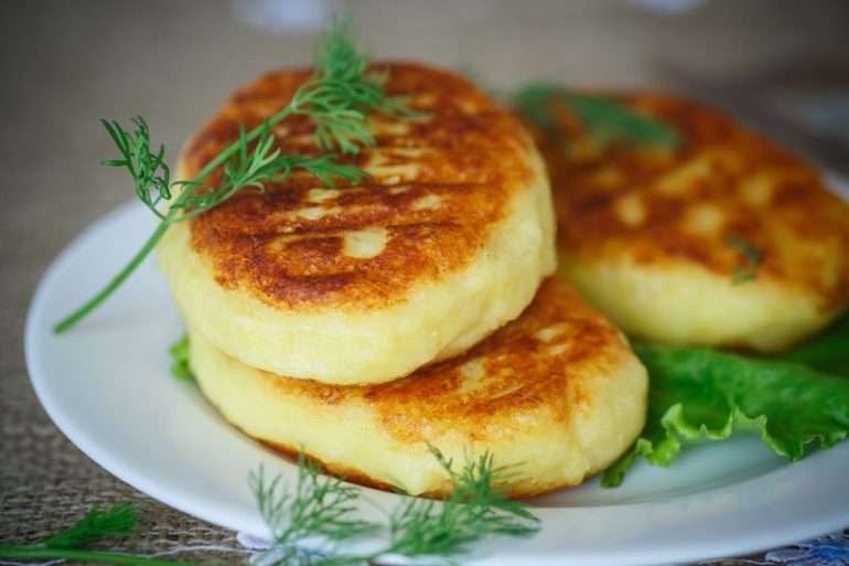 Картофельные зразы: 10 рецептов блюда с грибами, мясом и капустой
