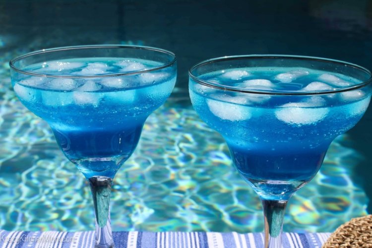 20 лучших рецептов коктейля Голубая лагуна