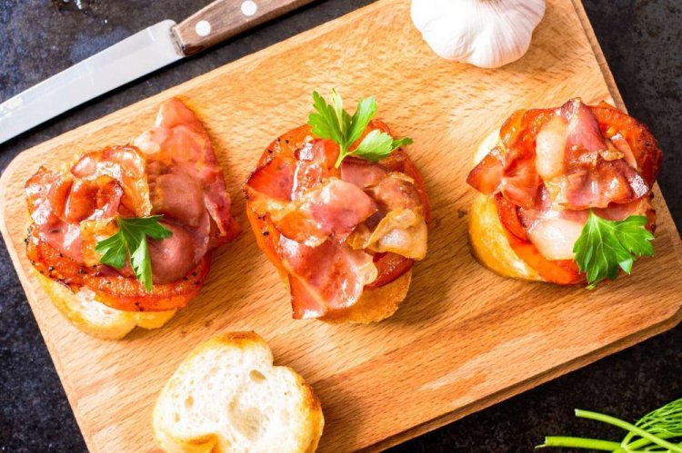 15 необычных рецептов брускетты с обезвоженными помидорами