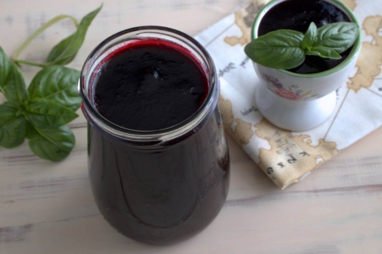 15 изысканных рецептов варенья из черной смородины