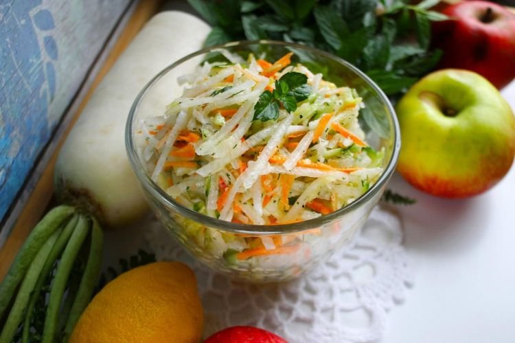 20 полезных и вкусных салатов из моркови