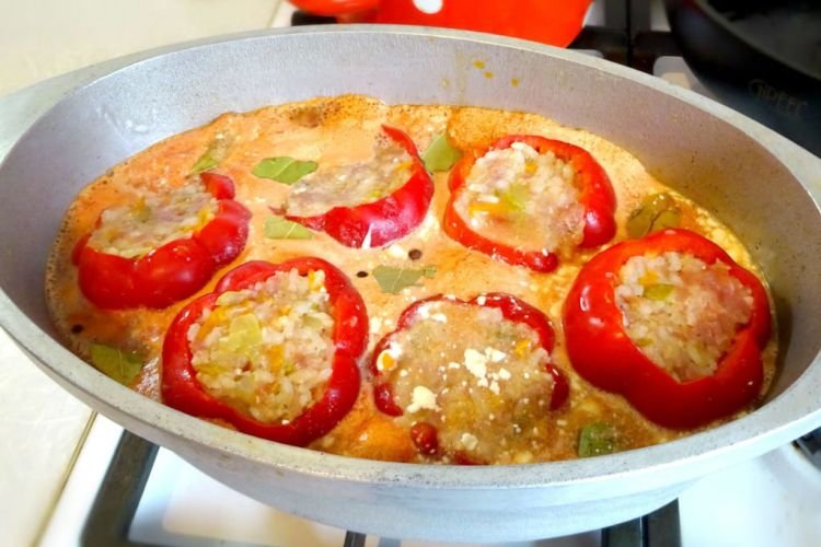 20 отличных рецептов начиненного болгарского перца в духовке