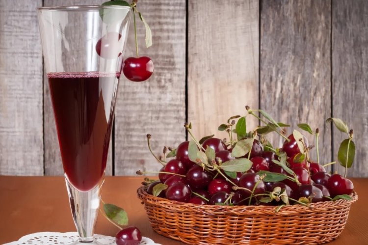 15 простых методов приготовления ликера из вишни