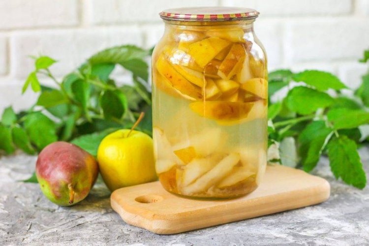 20 превосходных рецептов напитка из яблок на зиму