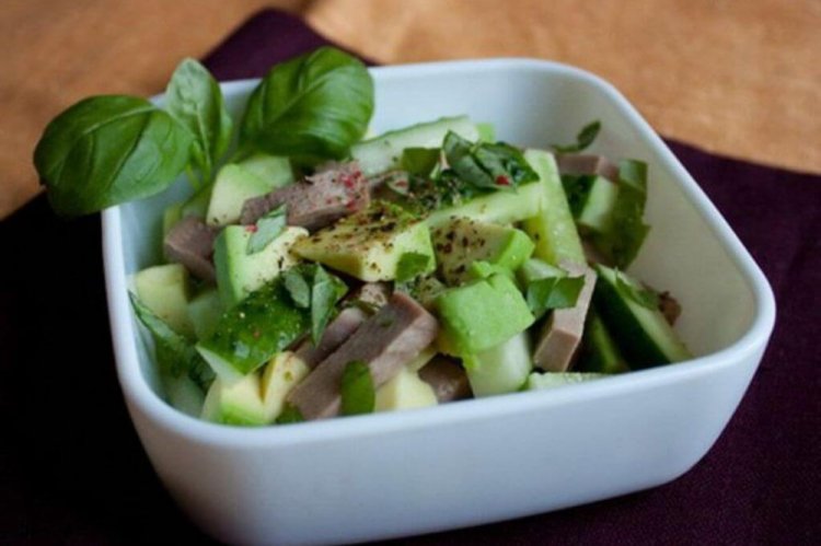 15 ПП салатов с авокадо, перед которыми невозможно устоять