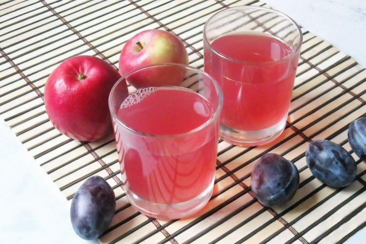20 превосходных рецептов напитка из яблок на зиму