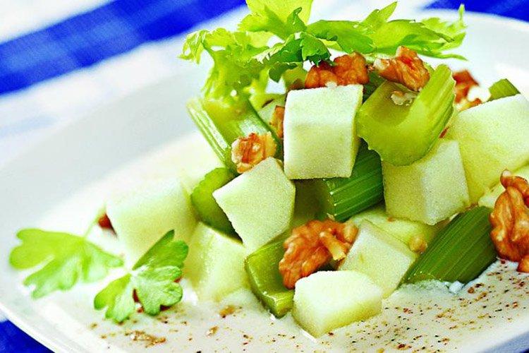 15 свежих и вкусных салатов с маслинами