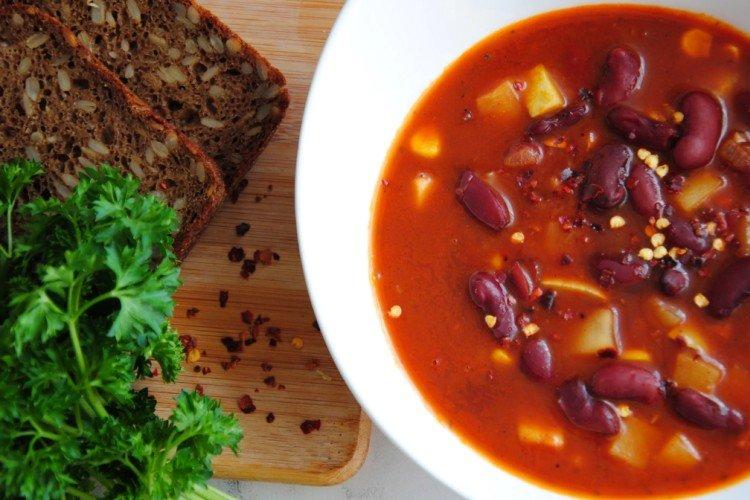 15 рецептов вкусных и сытных супов из красной фасоли