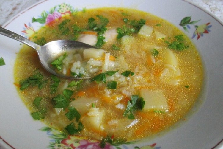 15 самых вкусных рецептов куриного супа с рисом