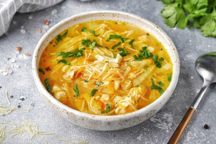 15 куриных супов с лапшой на любой вкус