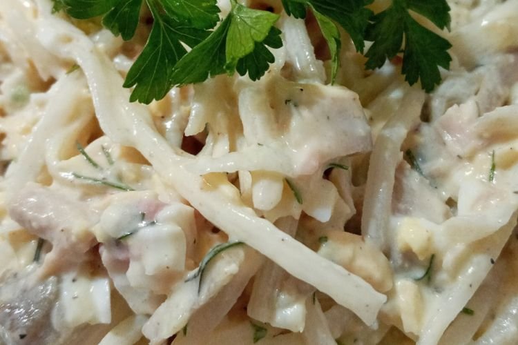 20 полезных и вкусных салатов из дайкона