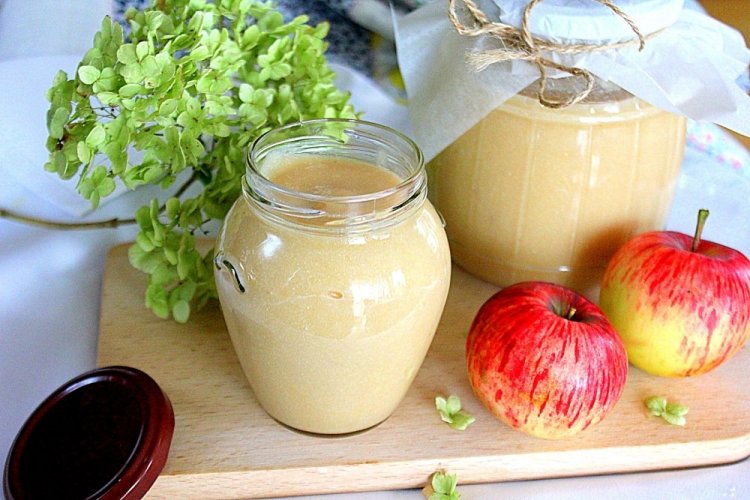 15 оригинальных рецептов яблочного пюре на зиму