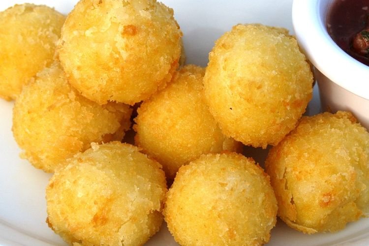 15 рецептов сырных шариков, которые готовятся легко и просто