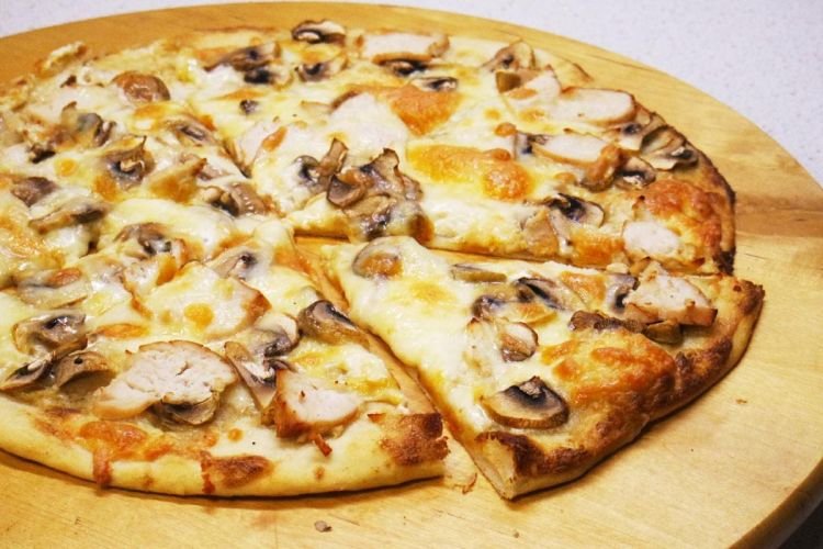 20 избранных рецептов пиццы из слоеного теста