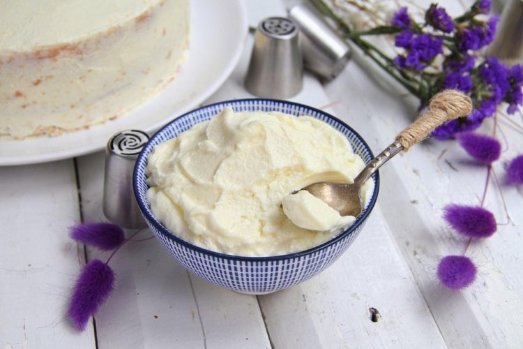 15 удивительных рецептов крема из сливок для торта